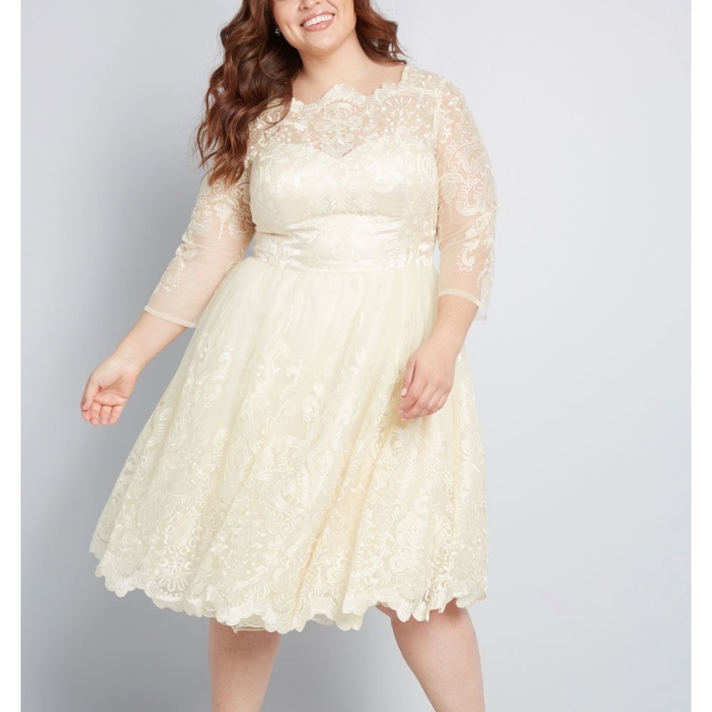 Chi Chi London Gilded Grace Lace Dress - ModCloth